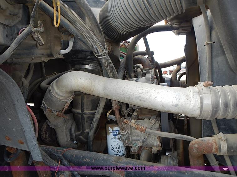 image for item J3194 1995 Ford F800 dump truck