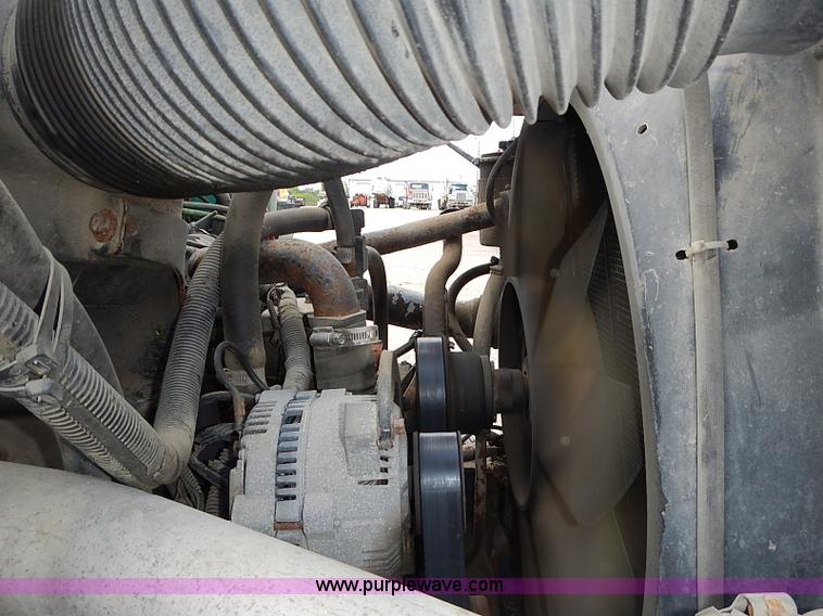 image for item J3194 1995 Ford F800 dump truck