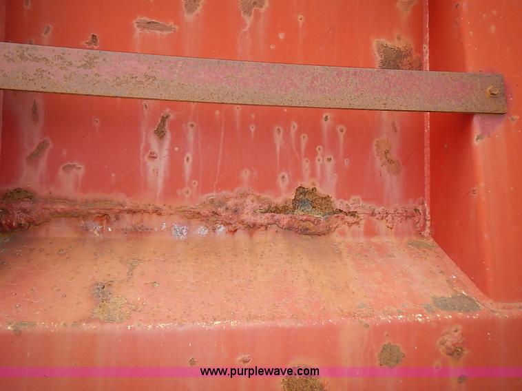 image for item J3194 1995 Ford F800 dump truck