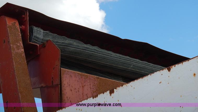 image for item J3194 1995 Ford F800 dump truck