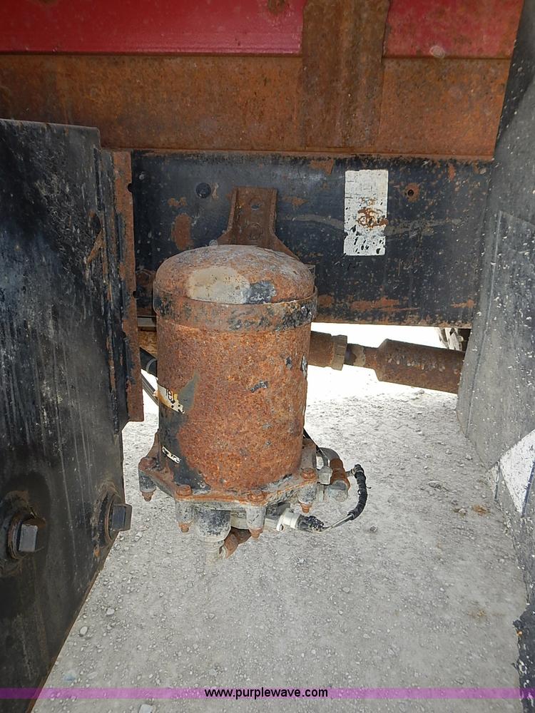 image for item J3194 1995 Ford F800 dump truck