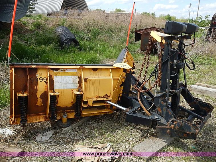 image for item J3194 1995 Ford F800 dump truck