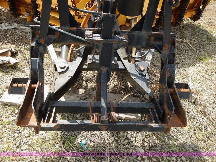 image for item J3194 1995 Ford F800 dump truck