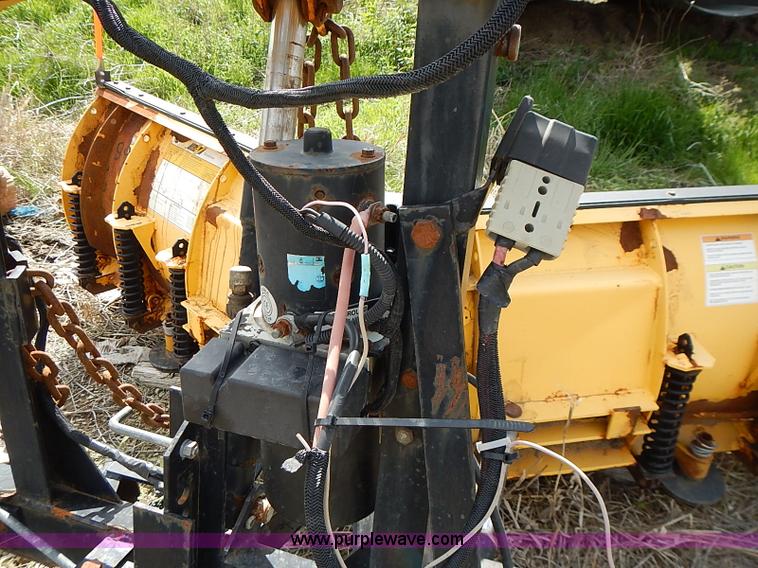 image for item J3194 1995 Ford F800 dump truck