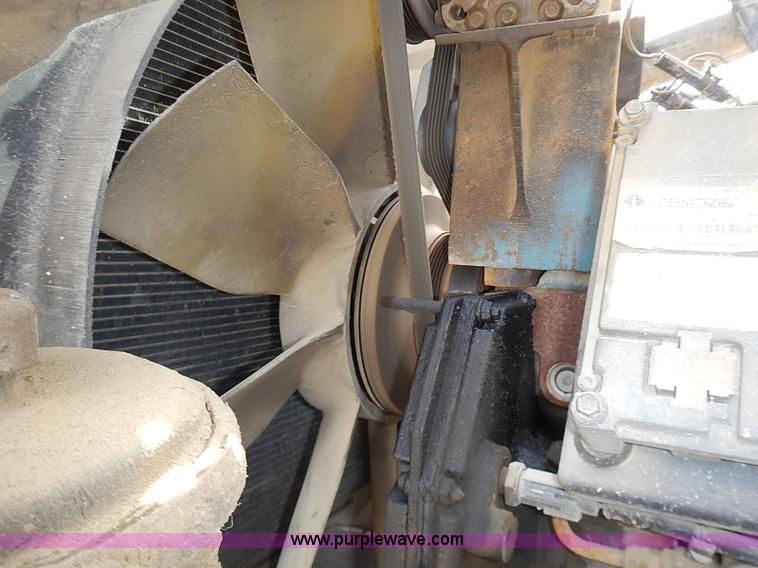 image for item J3197 2000 International F2554 truck cab and chassis