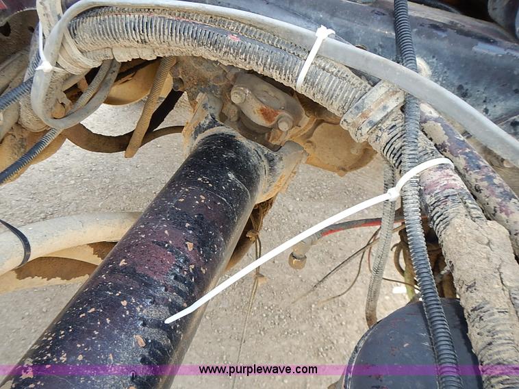 image for item J3197 2000 International F2554 truck cab and chassis