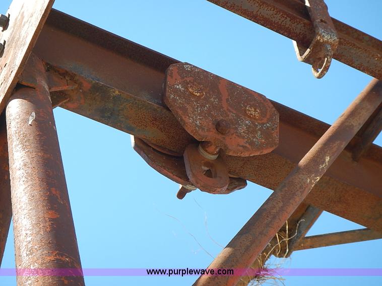 image for item J3198 A-frame shop hoist