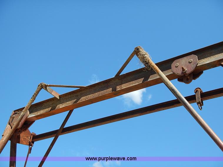 image for item J3198 A-frame shop hoist