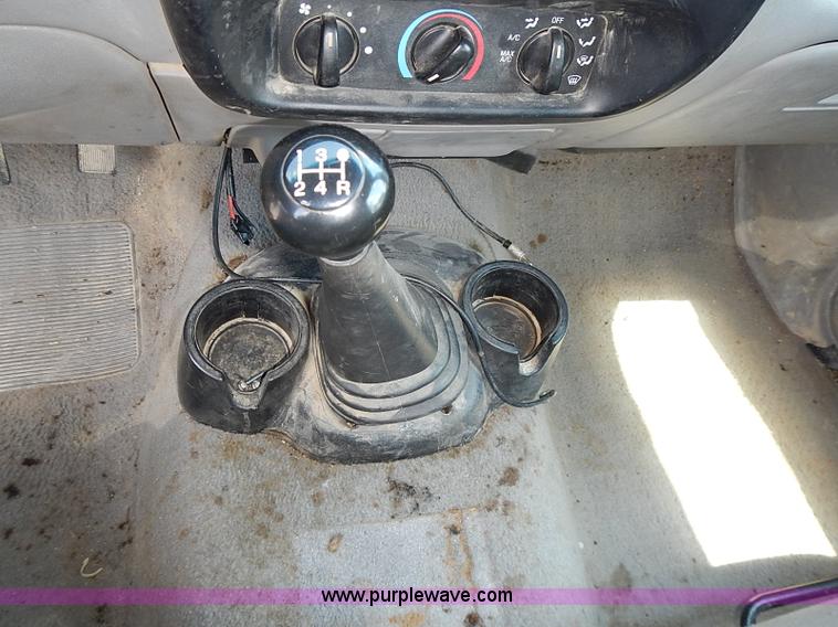 image for item J3202 1998 Ford Ranger XLT SuperCab pickup truck