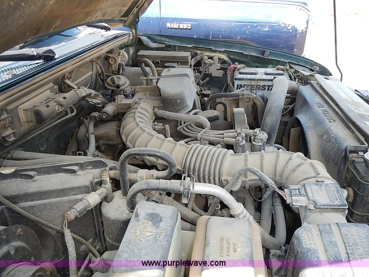 image for item J3202 1998 Ford Ranger XLT SuperCab pickup truck