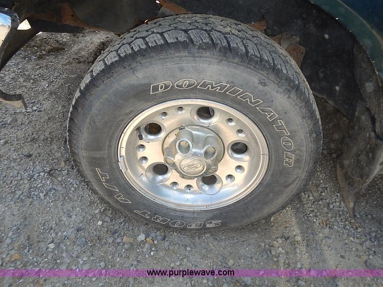 image for item J3202 1998 Ford Ranger XLT SuperCab pickup truck