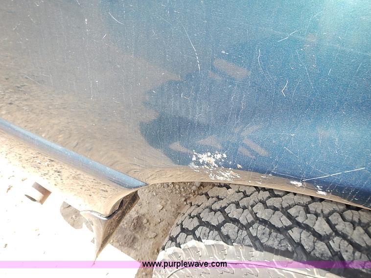 image for item J3202 1998 Ford Ranger XLT SuperCab pickup truck