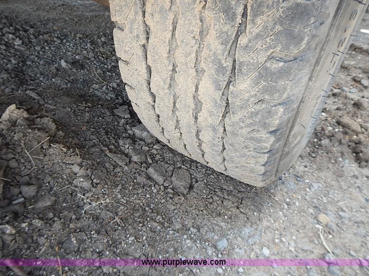 image for item J3203 2000 Ford Ranger XLT SuperCab pickup truck