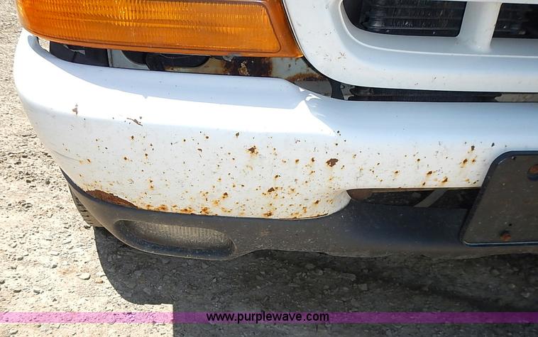 image for item J3203 2000 Ford Ranger XLT SuperCab pickup truck