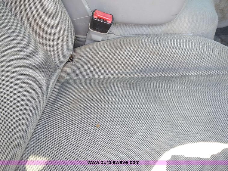 image for item J3203 2000 Ford Ranger XLT SuperCab pickup truck