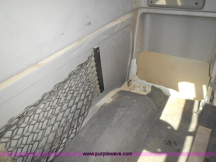 image for item J3203 2000 Ford Ranger XLT SuperCab pickup truck