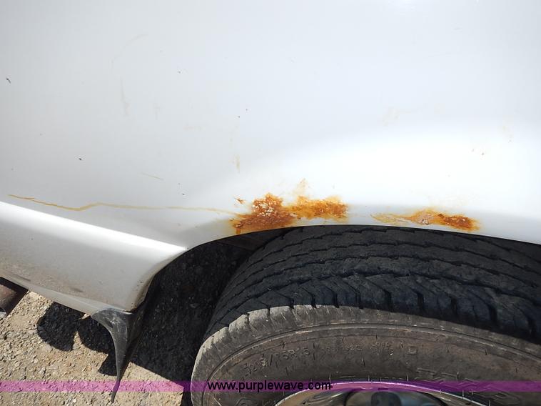 image for item J3203 2000 Ford Ranger XLT SuperCab pickup truck