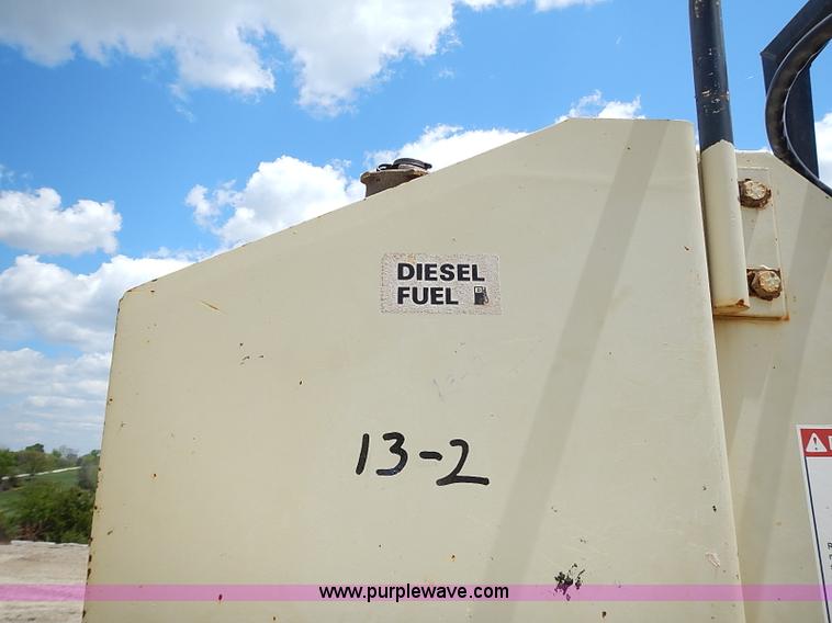 image for item J3212 Ingersoll Rand PT120R pneumatic roller