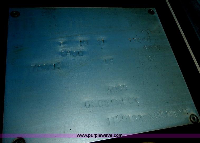 image for item J3213 1991 Titan gooseneck stock trailer