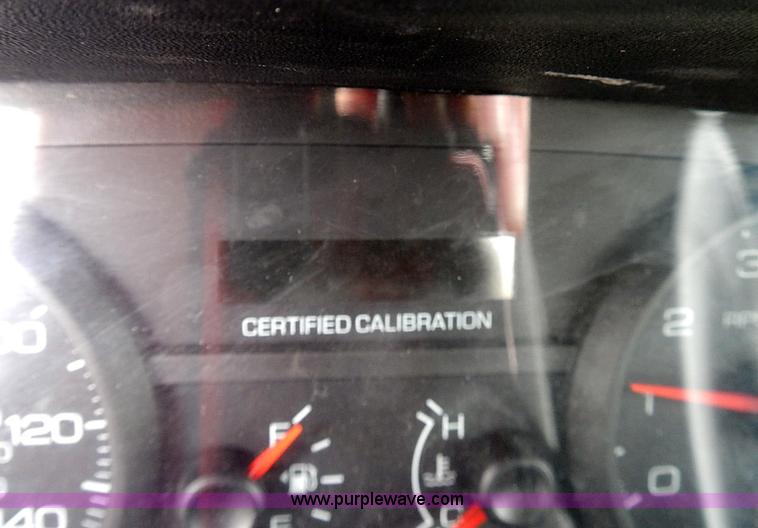 image for item J3214 2007 Ford Crown Victoria Police Interceptor