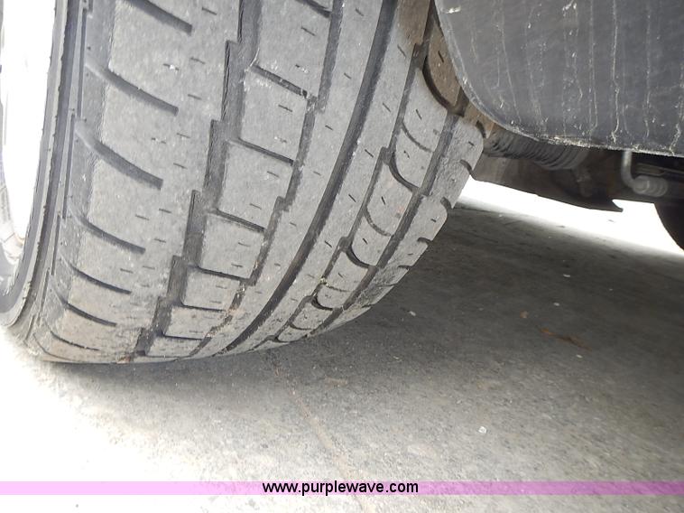 image for item J3214 2007 Ford Crown Victoria Police Interceptor