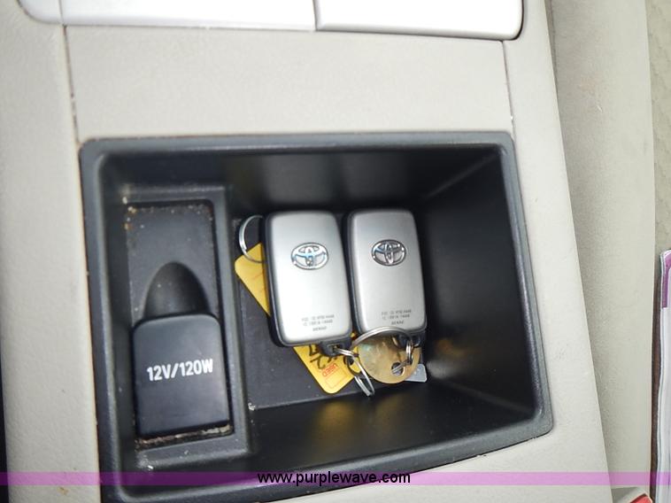 image for item J3236 2007 Toyota Camry