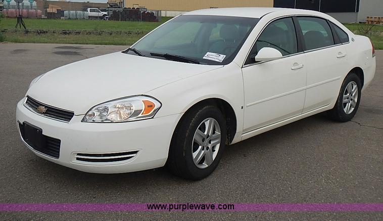 image for item J3237 2008 Chevrolet Impala LS