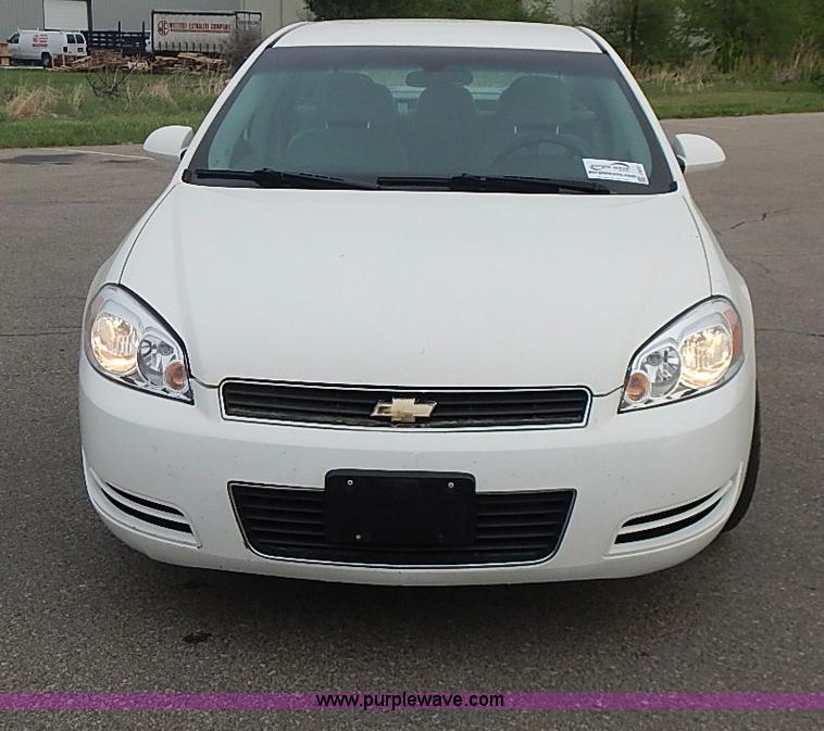 image for item J3237 2008 Chevrolet Impala LS