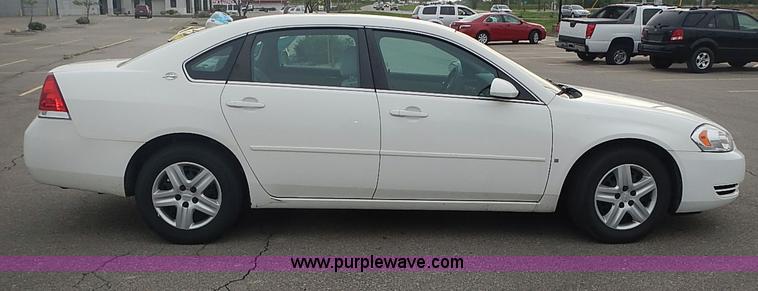 image for item J3237 2008 Chevrolet Impala LS