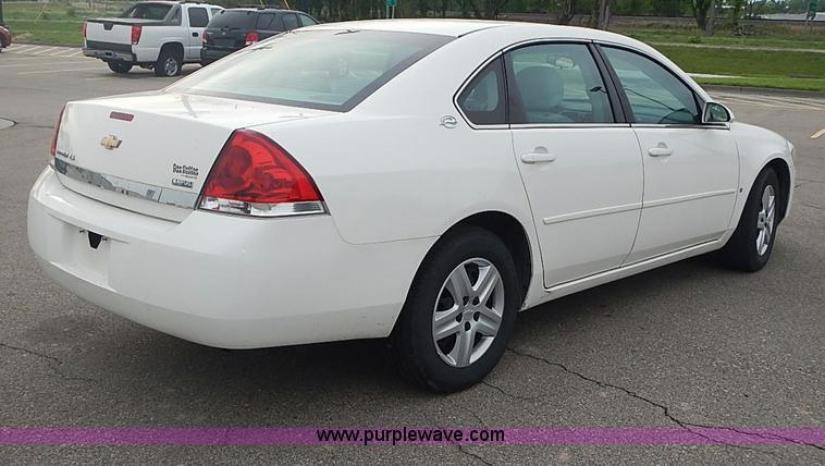 image for item J3237 2008 Chevrolet Impala LS