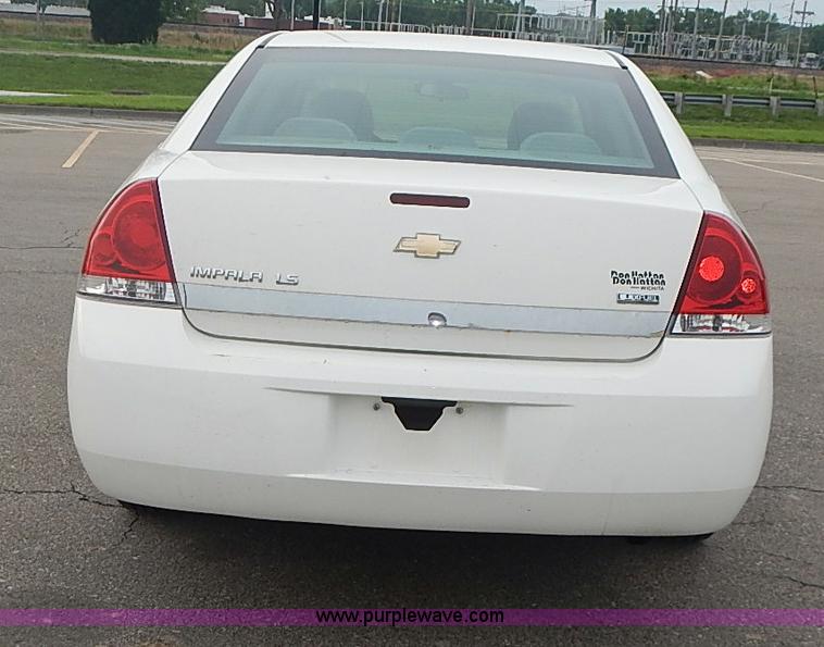 image for item J3237 2008 Chevrolet Impala LS