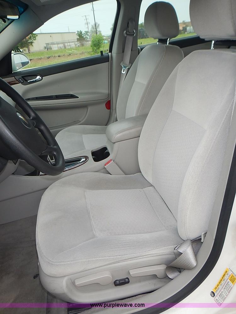 image for item J3237 2008 Chevrolet Impala LS