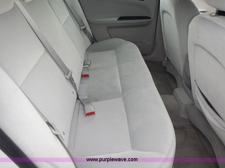 image for item J3237 2008 Chevrolet Impala LS