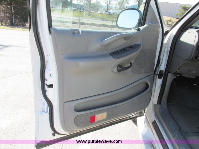 image for item Z9197 1997 Ford Expedition XLT SUV