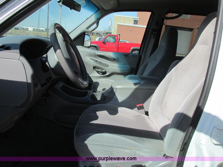 image for item Z9197 1997 Ford Expedition XLT SUV