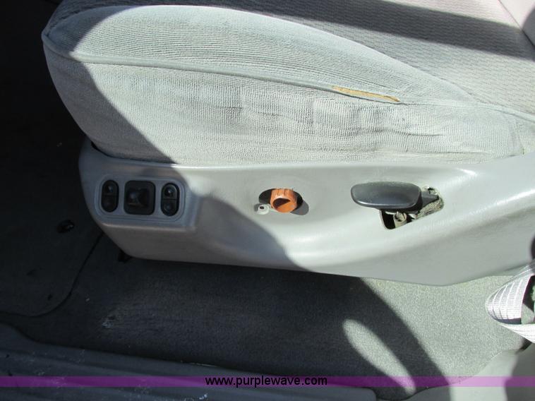 image for item Z9197 1997 Ford Expedition XLT SUV