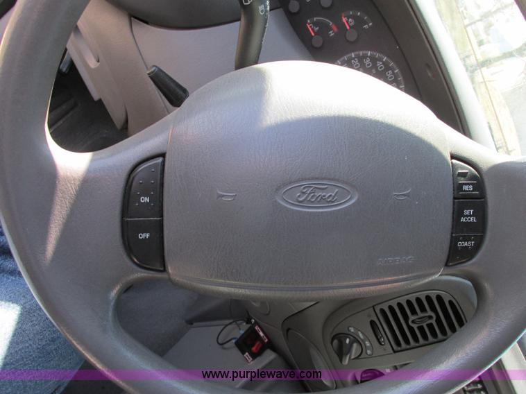 image for item Z9197 1997 Ford Expedition XLT SUV