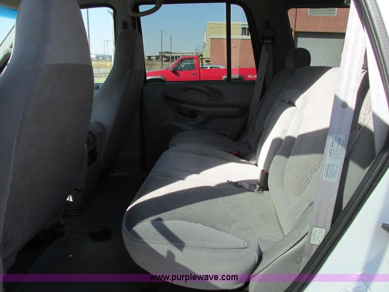 image for item Z9197 1997 Ford Expedition XLT SUV