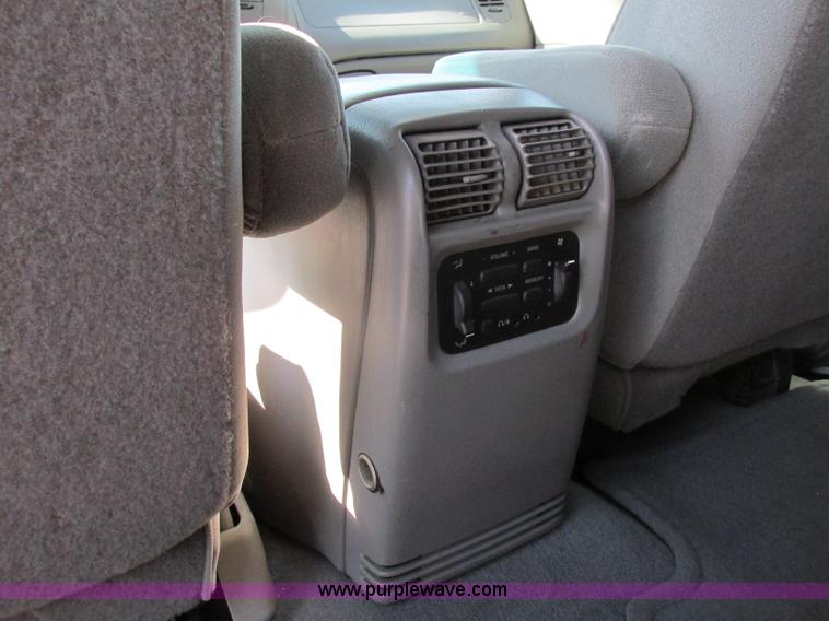 image for item Z9197 1997 Ford Expedition XLT SUV