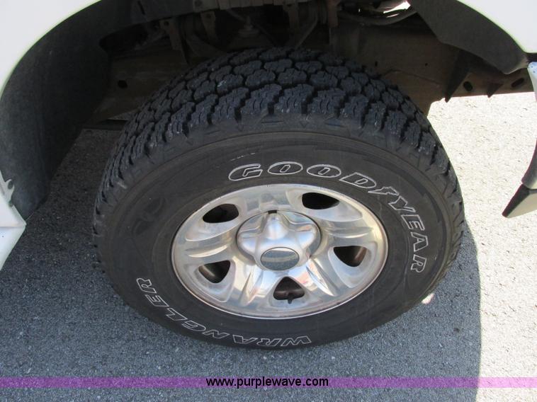 image for item Z9197 1997 Ford Expedition XLT SUV