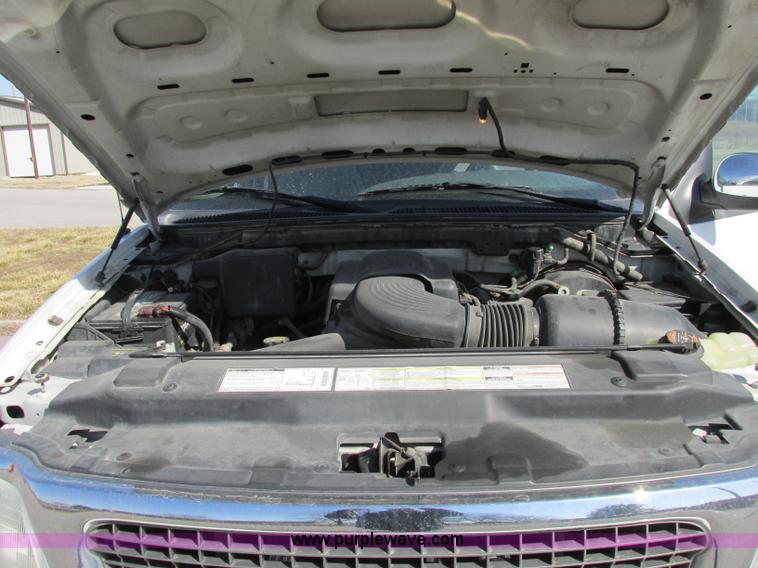 image for item Z9197 1997 Ford Expedition XLT SUV