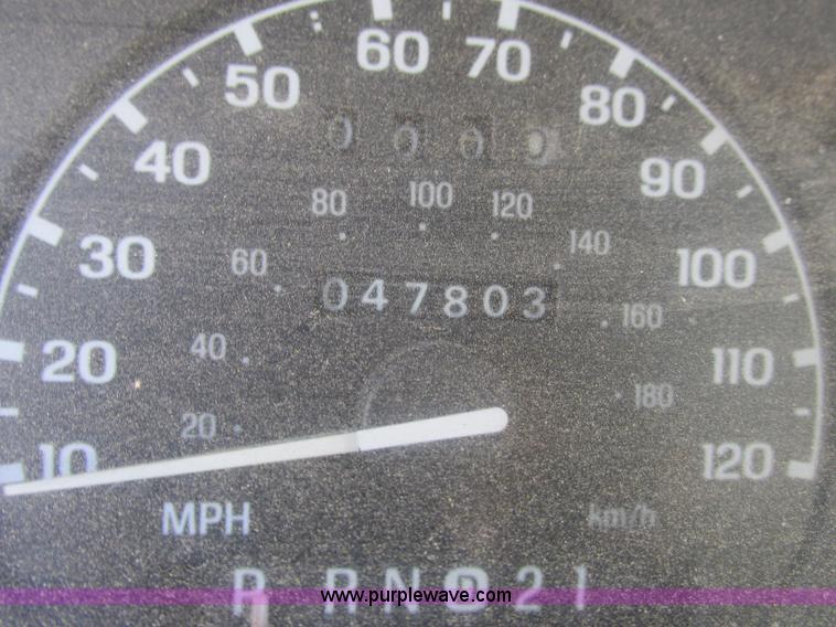 image for item Z9199 1996 Ford Ranger XL pickup truck