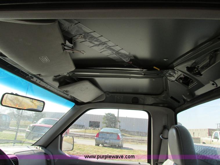 image for item Z9199 1996 Ford Ranger XL pickup truck