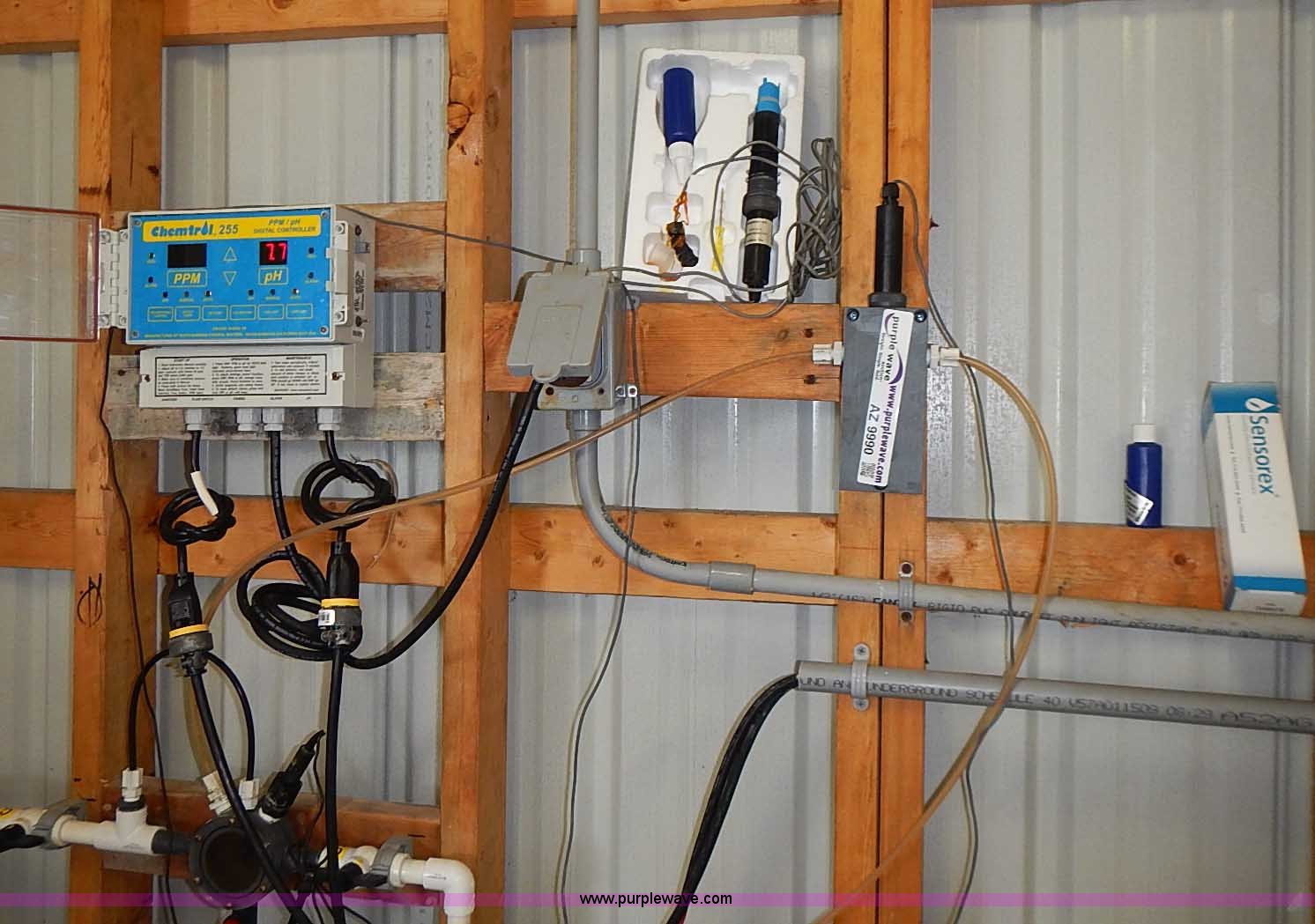 Chemtrol 255 PPM/PH digital controller in Effingham, KS Item AZ9990