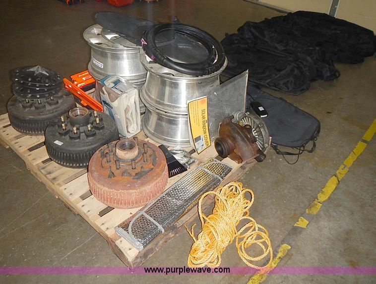 image for item AC9042 Assorted equipment