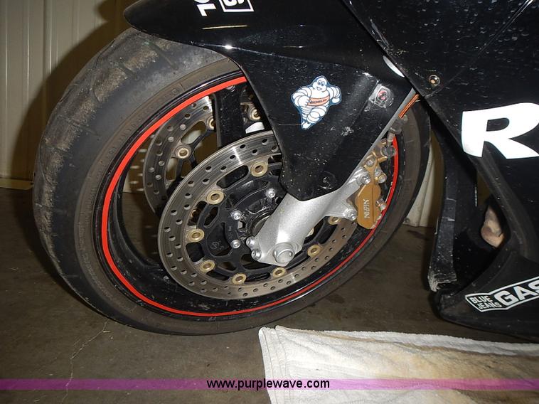 image for item AC9043 2004 Honda CBR600RR motorcycle