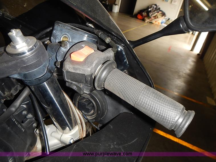 image for item AC9043 2004 Honda CBR600RR motorcycle