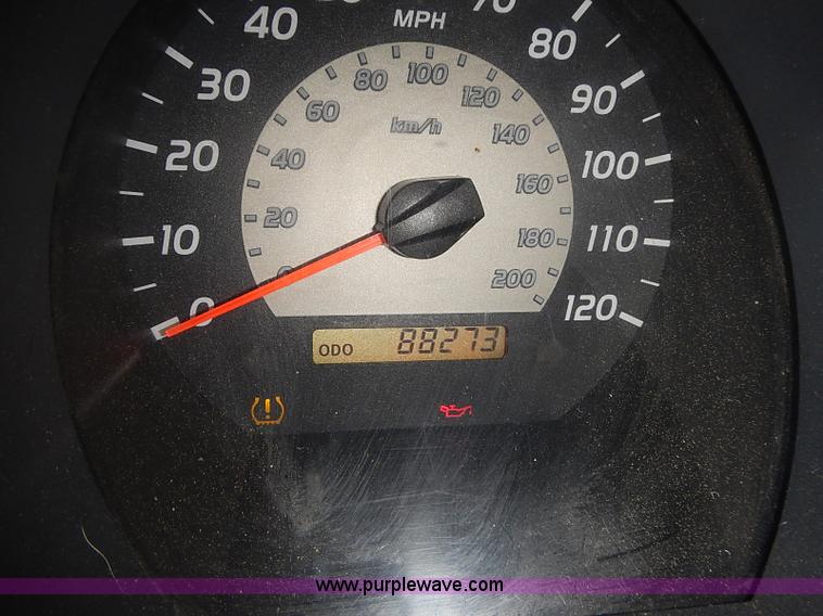 image for item I3643 2006 Toyota Tacoma PreRunner Double Cab pickup truck