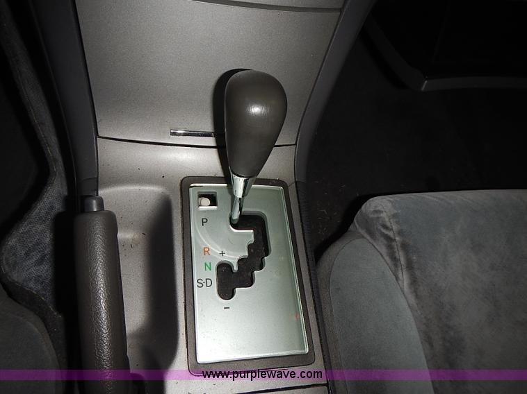 image for item I3645 2004 Toyota Camry Solara SE <br />Non-repairable title, parts only