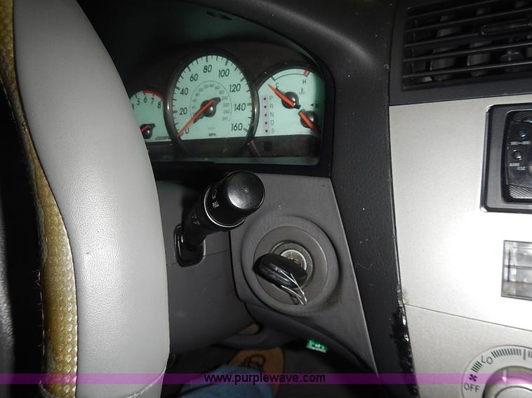 image for item I3645 2004 Toyota Camry Solara SE <br />Non-repairable title, parts only